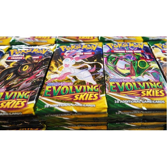 Sword and Shield - 36 Loose Evolving Skies Booster packs